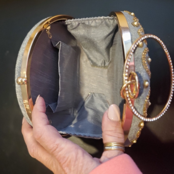 Gold and Grey Velvet Embellished Round, Wrist Clutch With Detachable Chain Strap - Picture 5 of 6